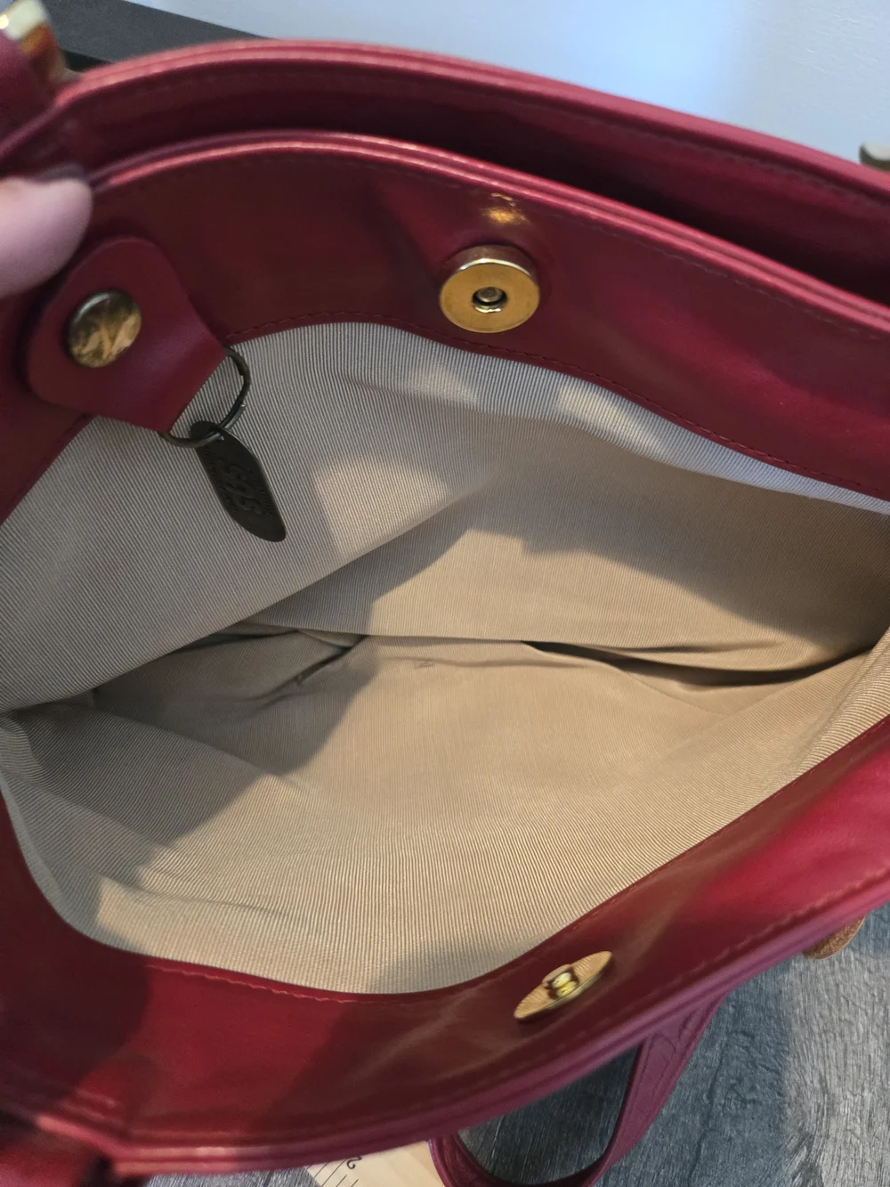 Vintage SAS Diane Leather Shoulder Bag Double Straps Front Zip Red Made in USA